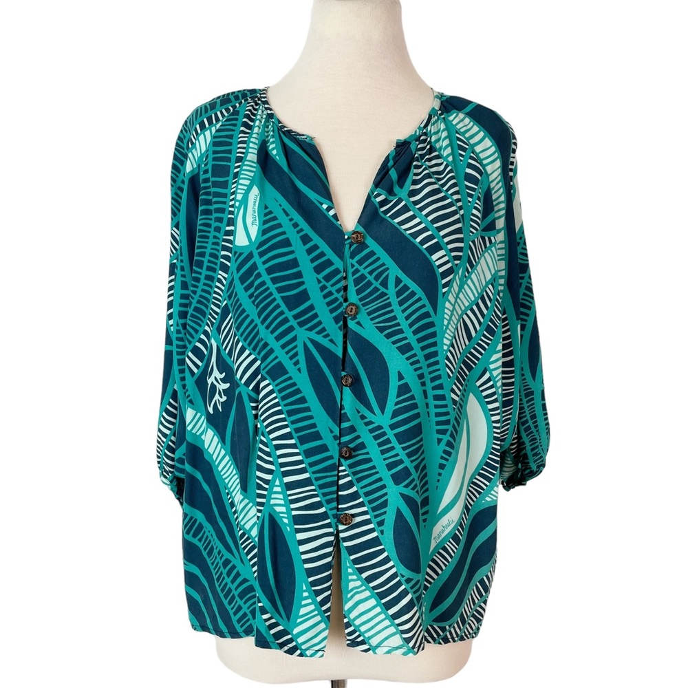 Manuhealii Teal and White Leaf Print Blouse
